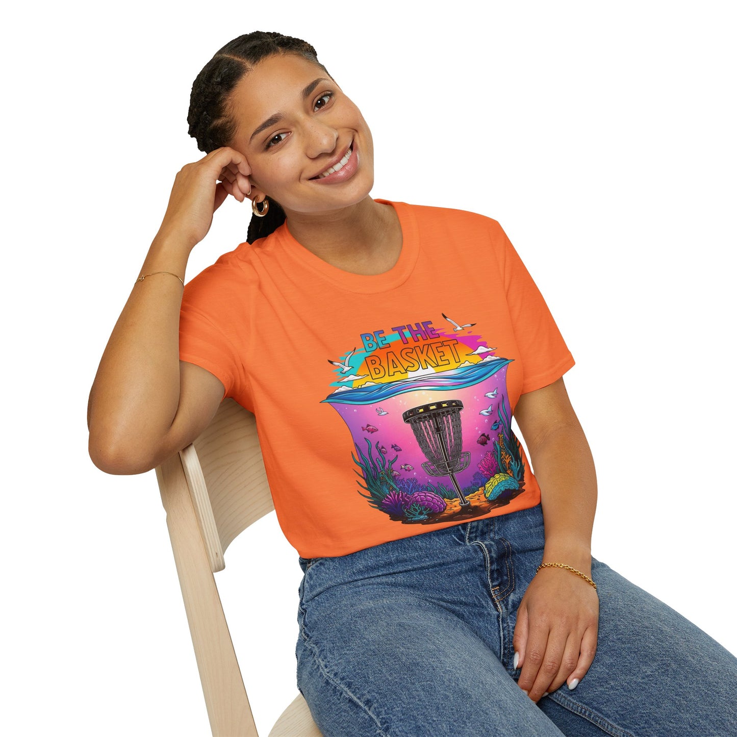BE THE BASKET Disc Golf Underwater 1 Unisex T-Shirt- Perfect for Disc Golf Lovers